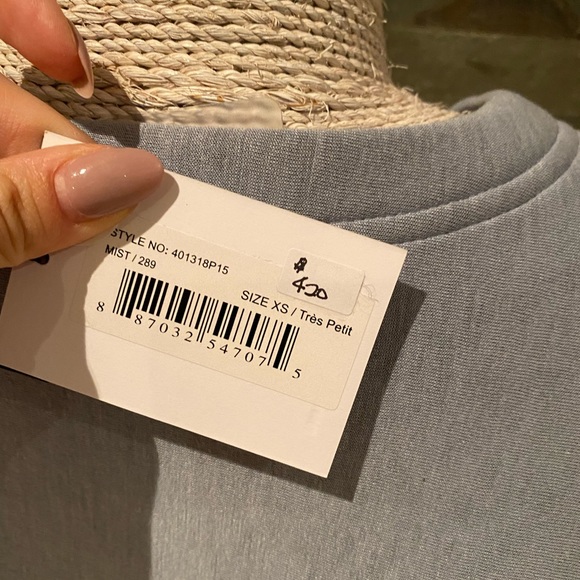 T by Alexander Wang Sweater (2 sizes) NWT - Picture 5 of 8